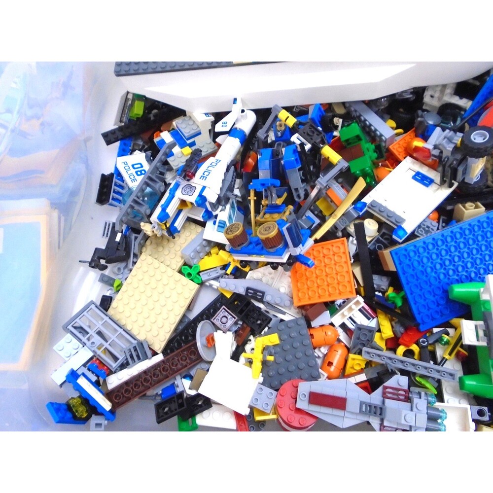 Large Lot Of Lego sets City Minecraft Figures Creator sets + more see pics - Picture 2 of 12